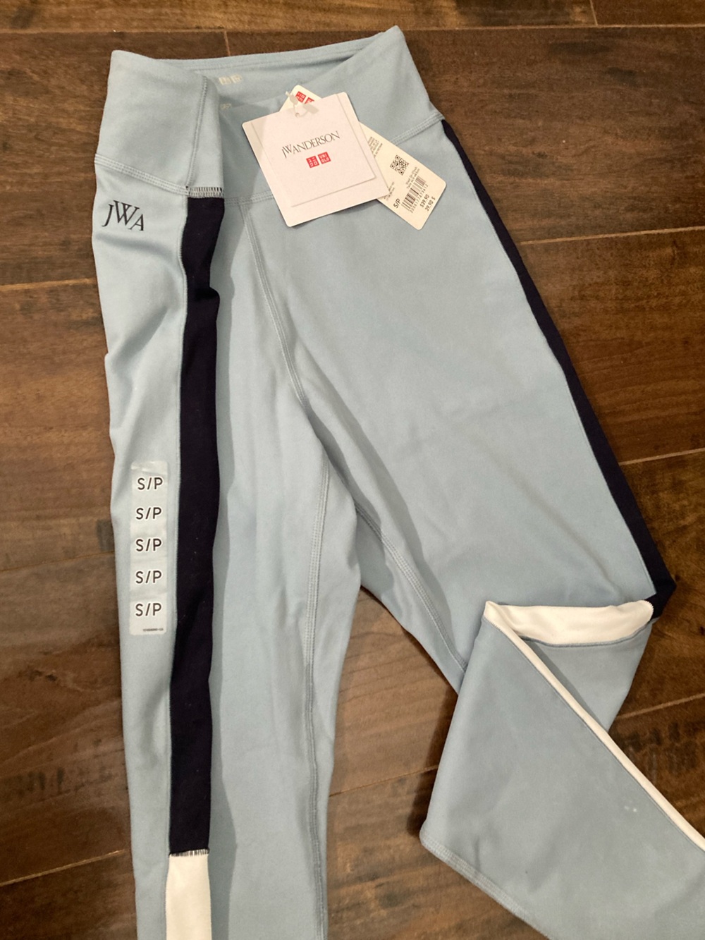 JW Anderson x Uniqlo leggings